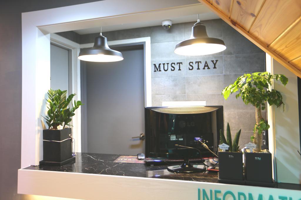 Must Stay Hotel Myeongdong Seoul Exteriör bild