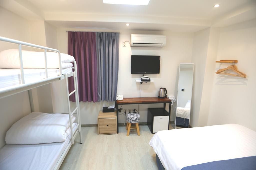 Must Stay Hotel Myeongdong Seoul Exteriör bild