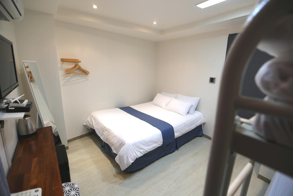 Must Stay Hotel Myeongdong Seoul Exteriör bild