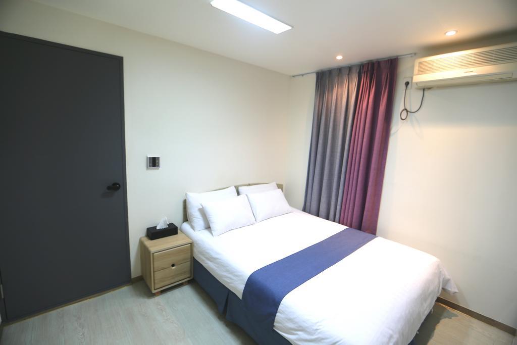 Must Stay Hotel Myeongdong Seoul Exteriör bild